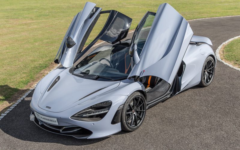 MCLAREN 720S